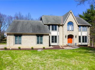 6540 Crabtree Ln, Brecksville, OH 44141