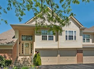 430 Cromwell Cir UNIT 2, Bartlett, IL 60103