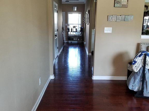 3rd image of 2833 McManus Cir