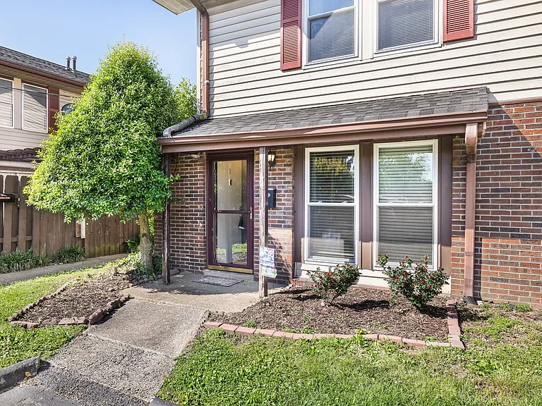 500 Paragon Mills Rd #B1 — Photo 4
