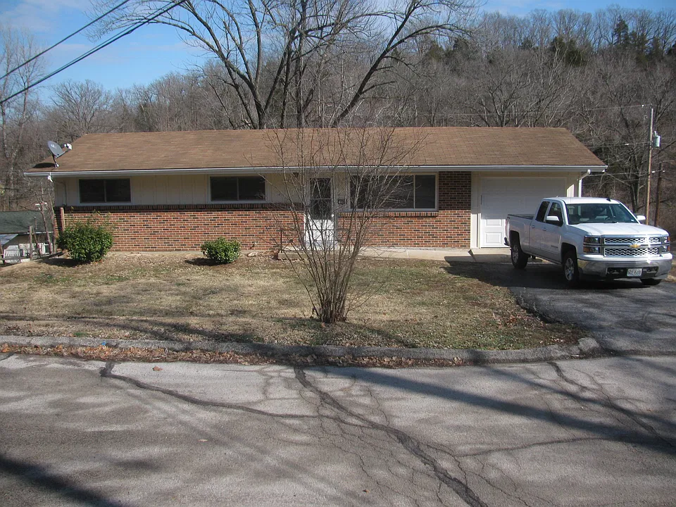 108 Appletree Ct