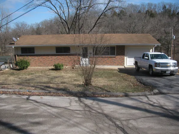 108 Appletree Ct, Arnold, MO 63010