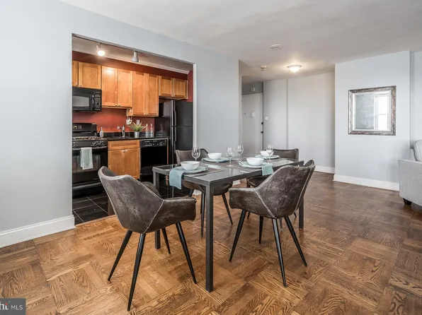 2601 Pennsylvania Ave APT 731, Philadelphia, PA 19130