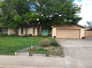 502 Robin Rd, Dumas, TX 79029