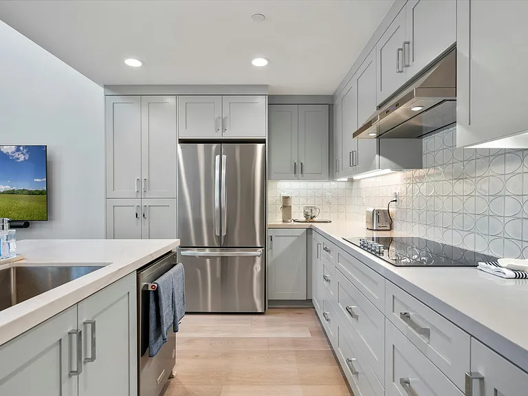 2906 Foundry Ct — Photo 12
