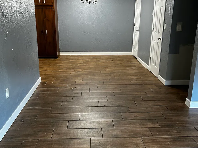 205 N Shawnee Blvd #C — Photo 7