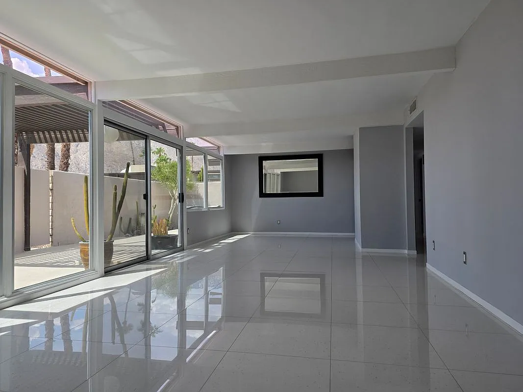 2 bed, 2.0 bath, 1236 sqft, $3,300 — Photo 3