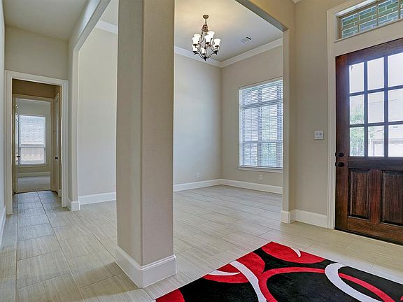 5th image of 17211 Hanoverian Dr