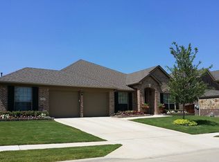 3717 Heritage Park Dr, Sachse, TX 75048
