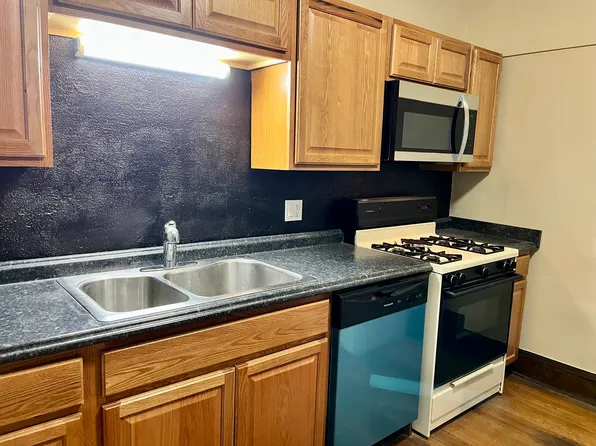 3086 Kensington Rd Floor 2, Cleveland, OH 44118