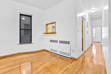 Rented by R New York