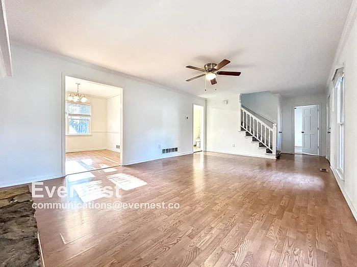 405 Revere Ct — Photo 18