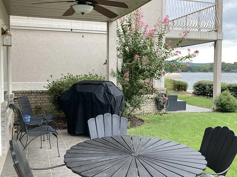 188 Villa Point #1-F — Photo 17