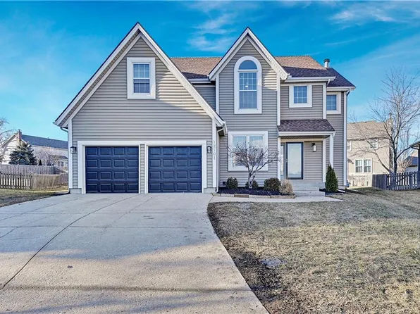 12701 Eby St, Overland Park, KS 66213