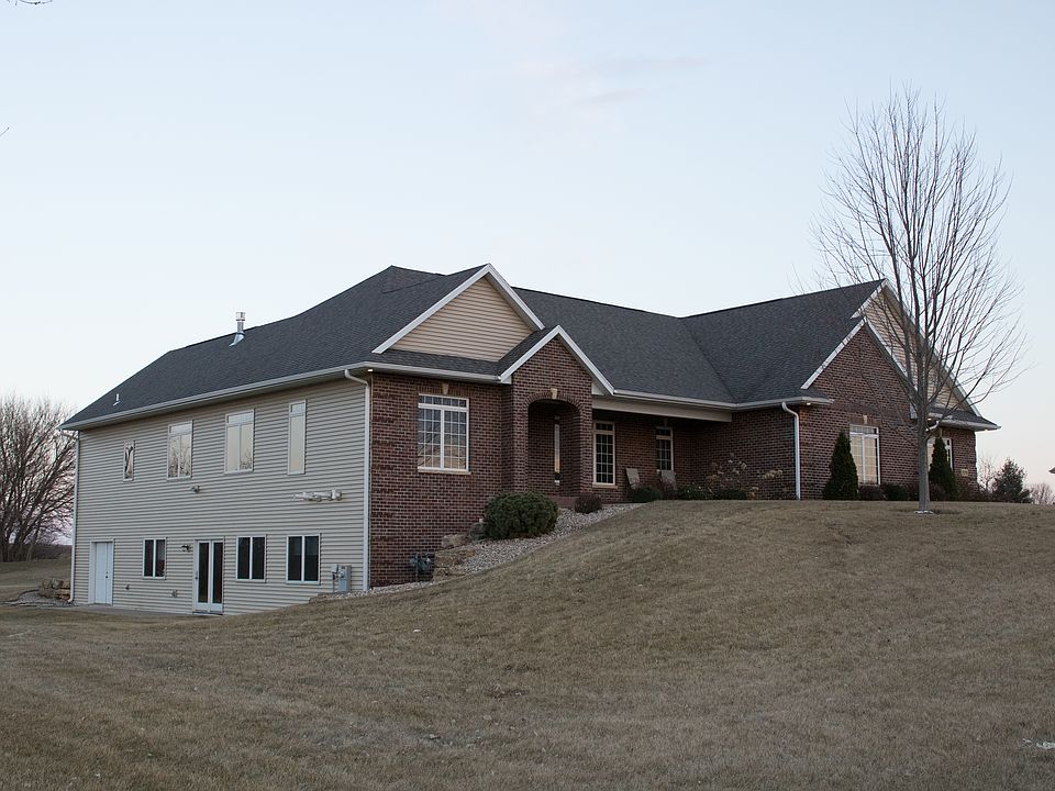 Note the walk-out basement