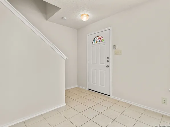 5010 Sunset Glade, San Antonio, TX 78240