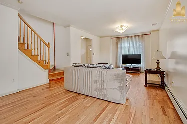 Sold by Top Nest Inc.