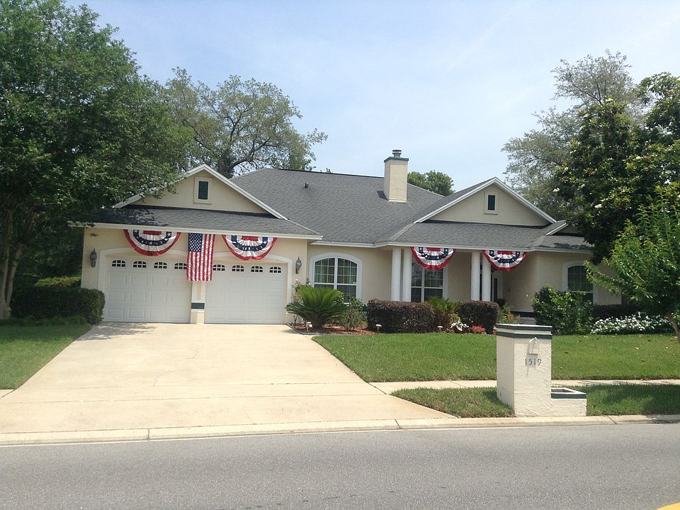 1st image of 1519 Carillon Park Dr