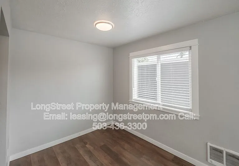 208 5th Ave SE #208 — Photo 20