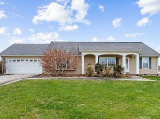 1986 Clemmons Rd, Cookeville, TN 38501