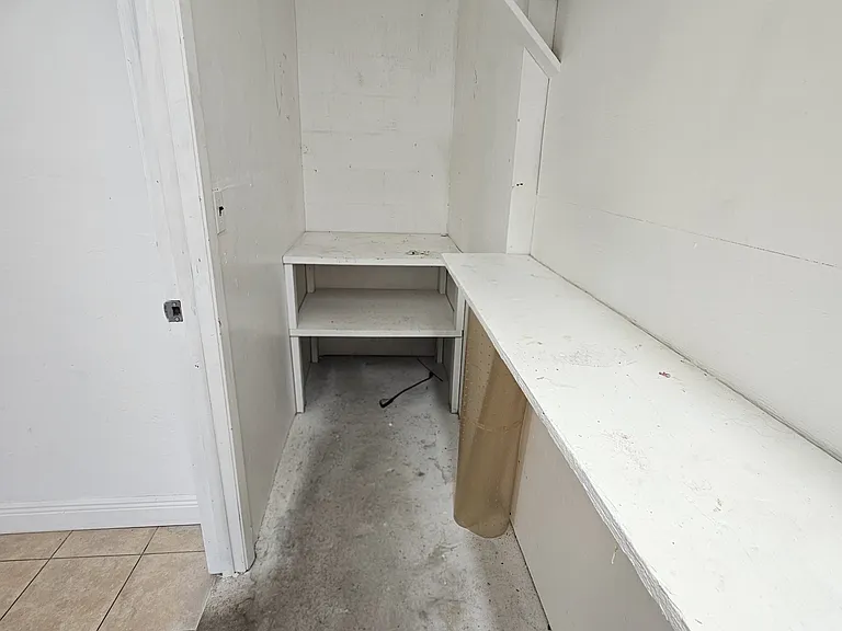 4114 24th St W — Photo 2
