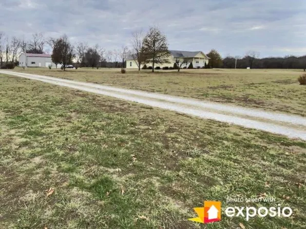 16500 Apple Road, Diamond, MO 64840