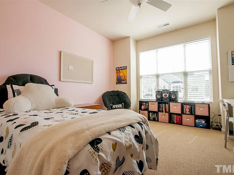 101 Suffolk Green Ln #101 — Photo 20