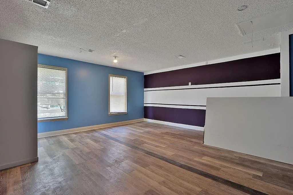4 bed, 1629 sqft, $2,300 — Photo 3