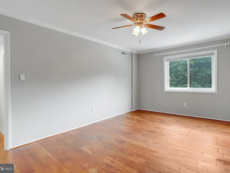 3240 S 28th St #303 — Photo 27