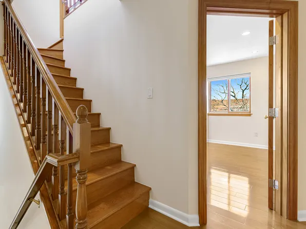 83-18 58th Avenue image 22 of 43