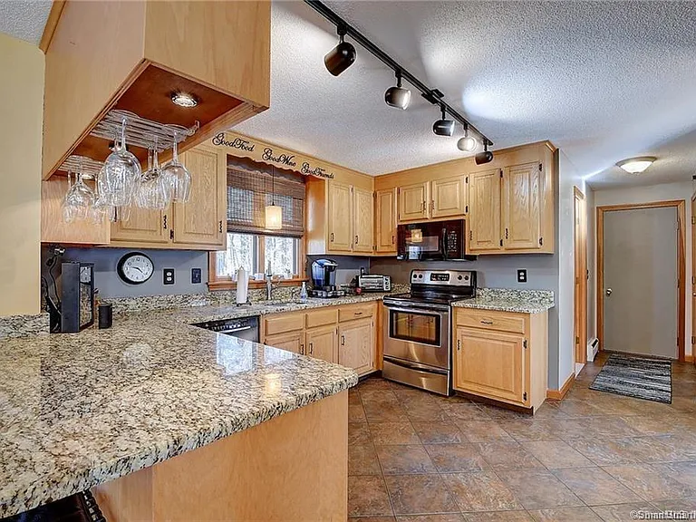 18 Rockwell Ct — Photo 24