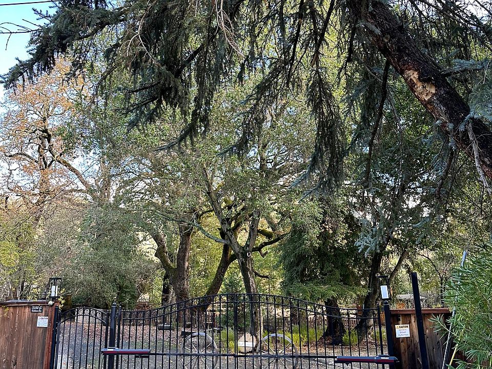 Gated entrance to Harmony Ranch