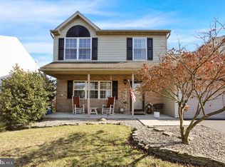 276 N View Rd, Fleetwood, PA 19522