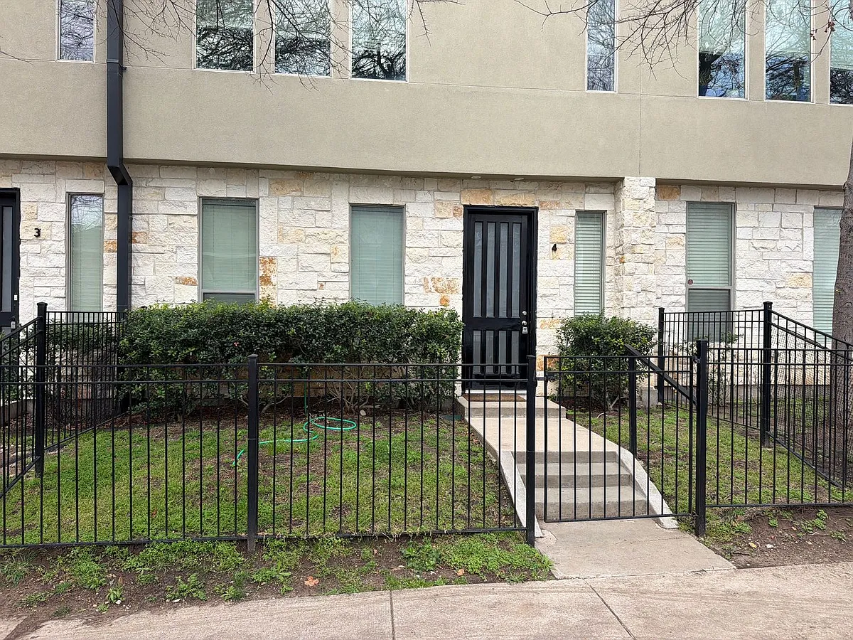 Building Photo - 1600 N Haskell Ave #4