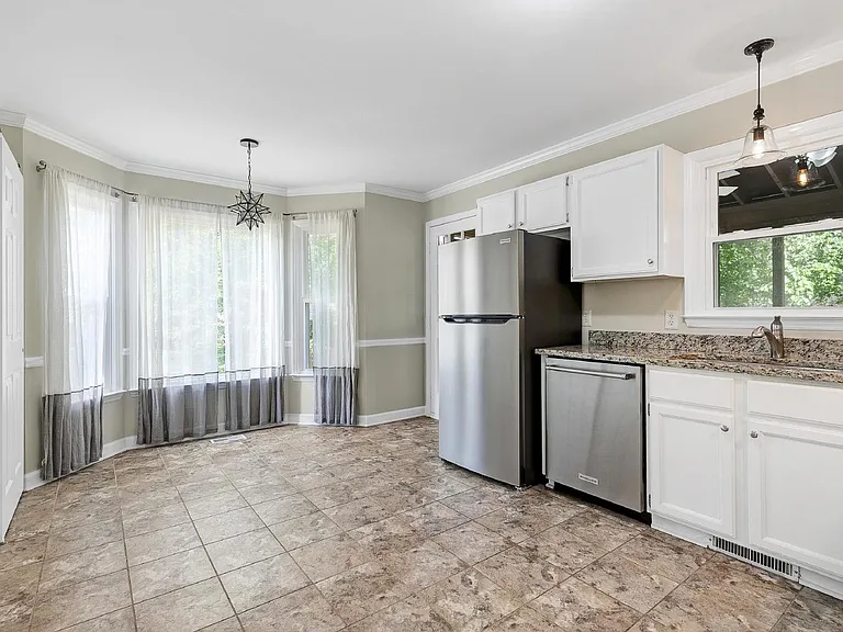 6209 Winter Spring Dr — Photo 4