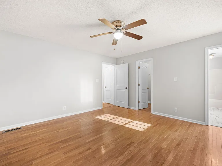 3726 Heather Dr — Photo 16
