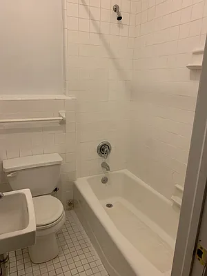 Rented by JMG Properties | media 13