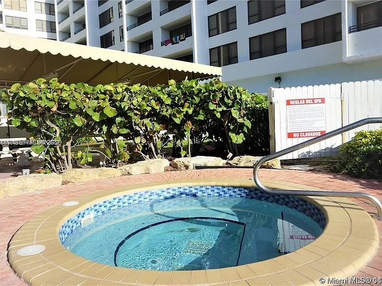 3505 S Ocean Dr #1406 — Photo 31
