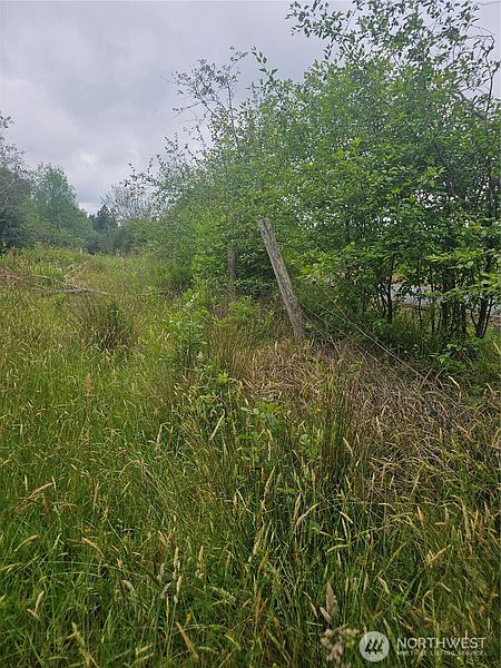 5th image of 565 Oyler Road