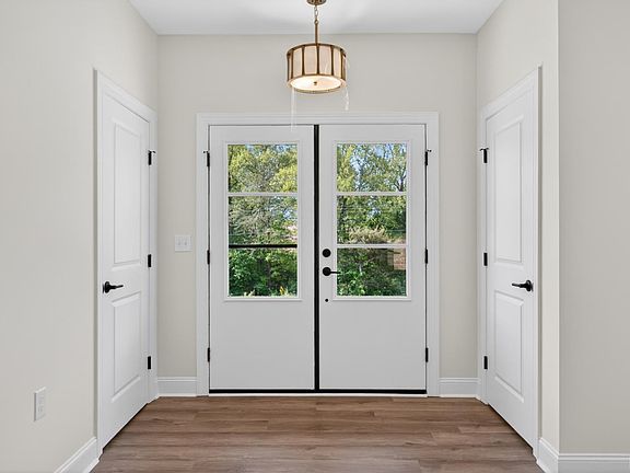 3rd image of 9041 Stonewall Rd