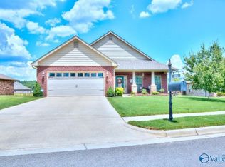 12633 Holstein Ln SW, Huntsville, AL 35803