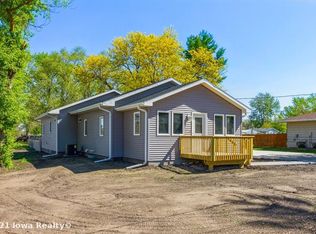 630 W Pleasant St, Colfax, IA 50054