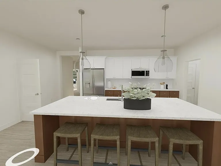 2312 S Claremont Ave — Photo 2