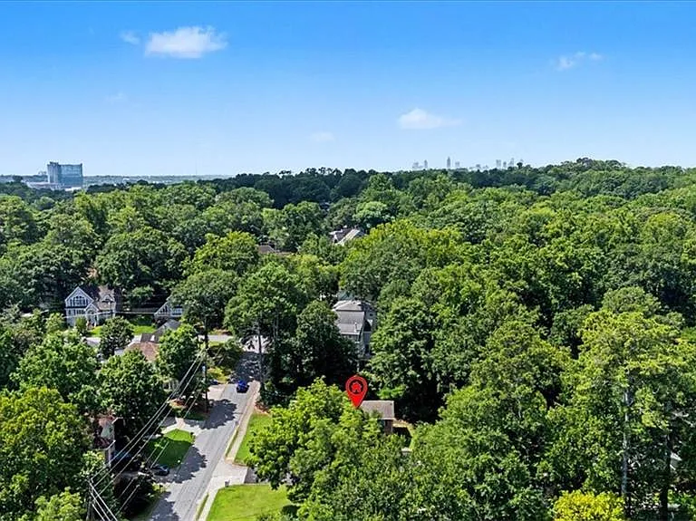 2430 Coosawattee Dr NE — Photo 25
