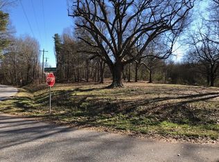 350 Hanging Rock Rd, Boiling Springs, SC 29316