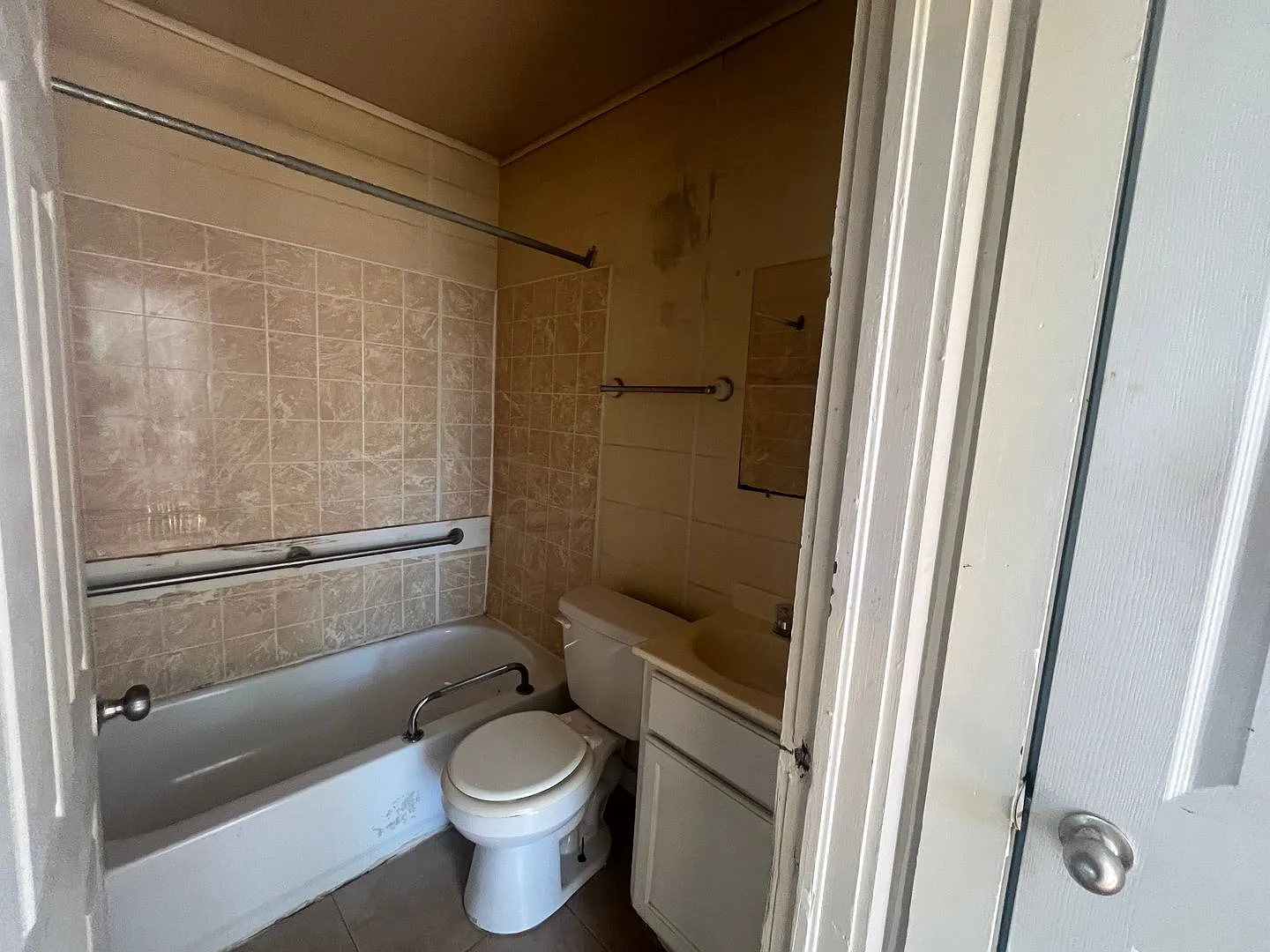 Cute one bedroom home in Jacksonville — Photo 3