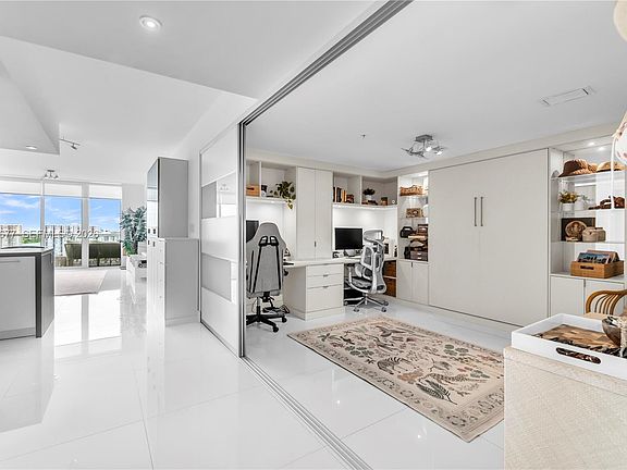 3rd image of 400 Sunny Isles Blvd #1917