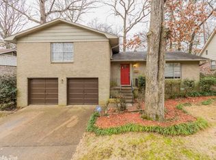 18 Warwick Rd, Little Rock, AR 72205