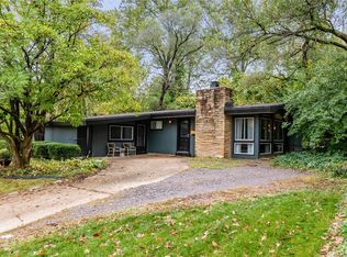 1512 Fournier Dr, Saint Louis, MO 63126