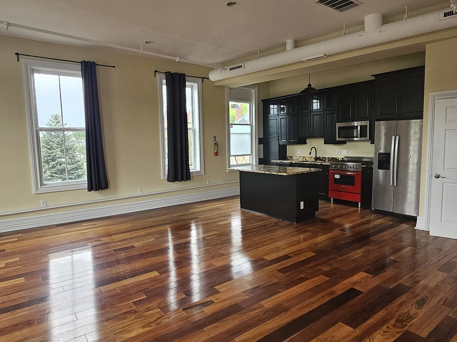 2 bed, $2,250 — Photo 1